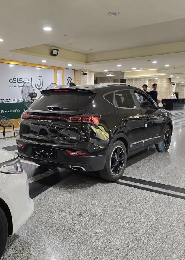 کی ام سی X5 — عکس ۴ از ۶