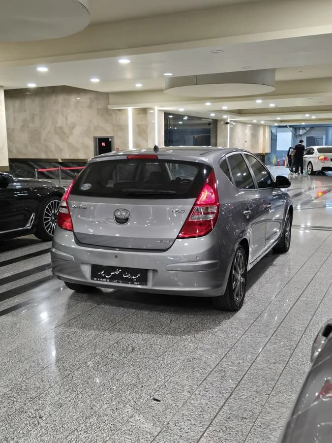 هیوندای i30 — عکس ۶ از ۶