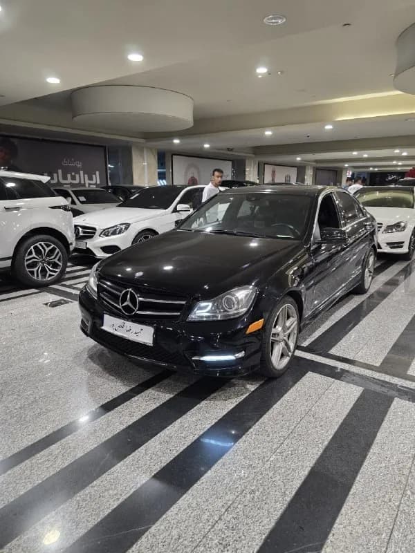 مرسدس بنز کلاس C — عکس ۱ از ۶