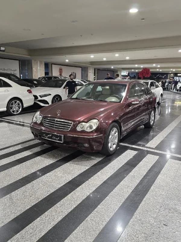 مرسدس بنز کلاس C — عکس ۱ از ۶
