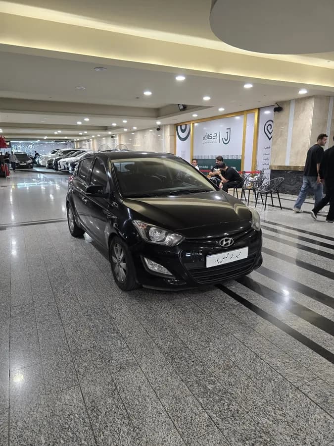 هیوندای i20 — عکس ۳ از ۶